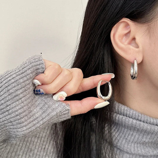 Vintage Smooth Metal Hoop Earrings for Women