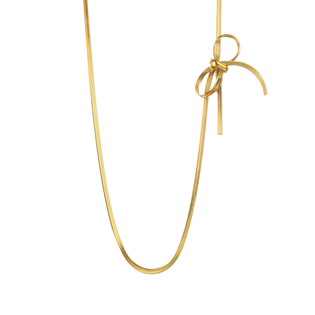 Strovlin 18K gold plated blade chain necklace in stainless steel, stylish jewelry for women featuring a sleek blade design.