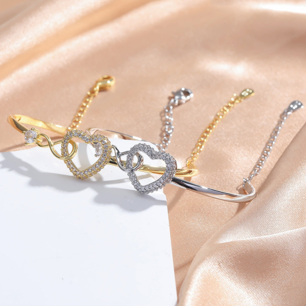 Hollowed Heart Chain Bracelet in Copper | Affordable Luxury Design