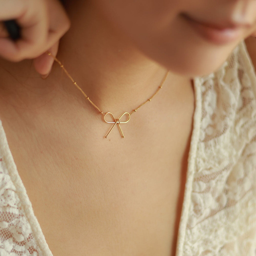 Bowknot Collarbone Necklace and Bracelet Set for Women