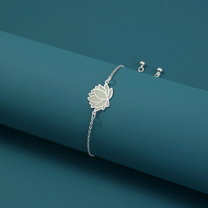 Luminous Lotus Pull Bracelet in Copper