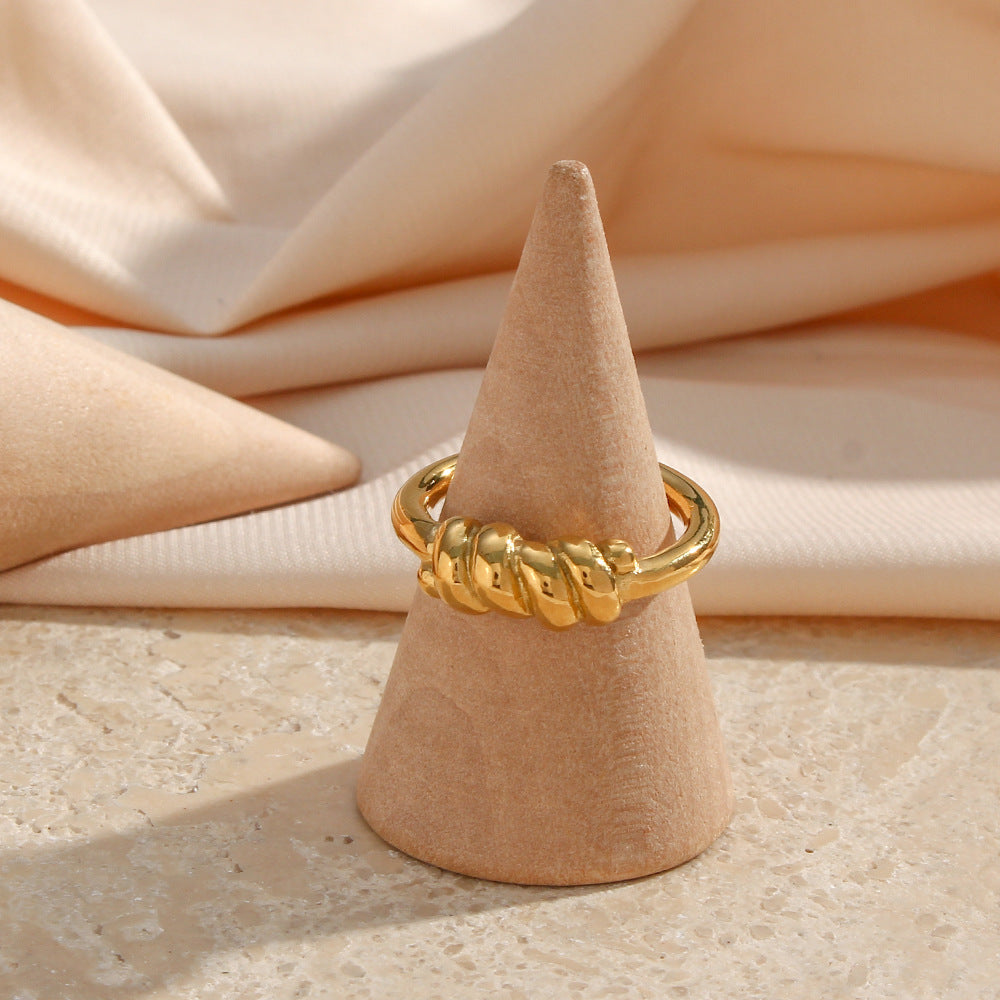 Lacrima Winding Ring | Stainless Steel Women's Gold