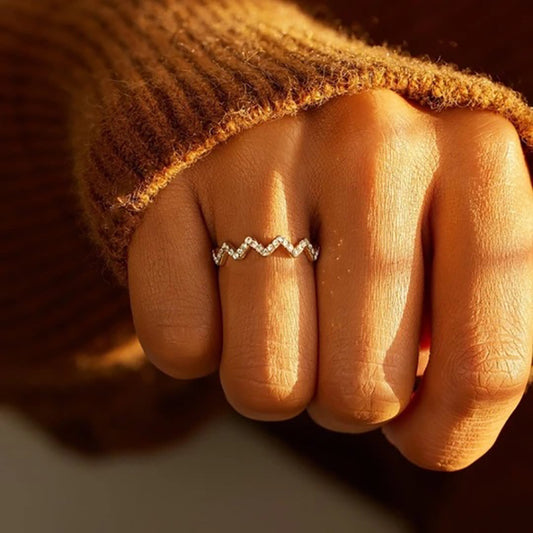 Wave Pattern Zircon Ring | Inspirational Gift for Daughter