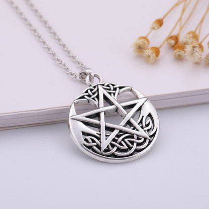 Lucky Round Pentagram Pendant Necklace