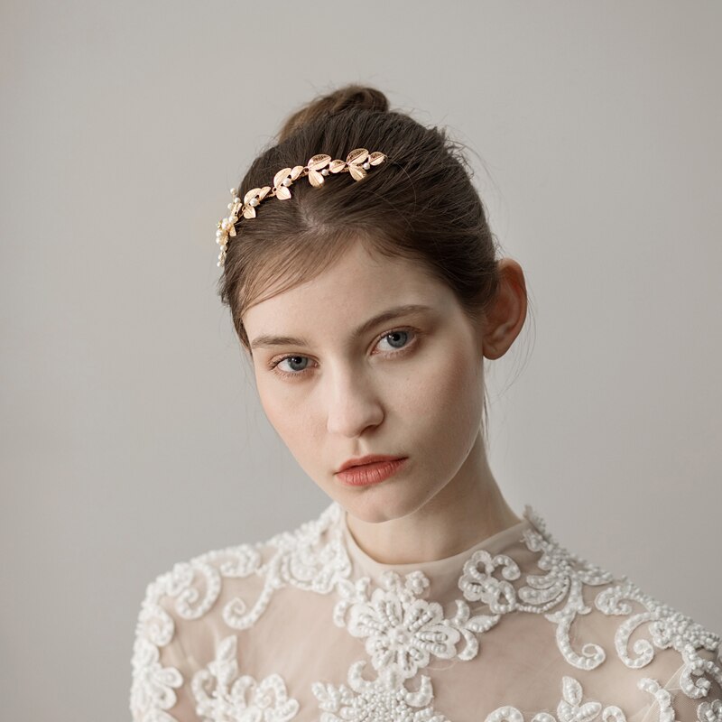 Golden Leaf Pearl Hair Ornament | Alloy Natural