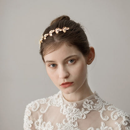 Golden Leaf Pearl Hair Ornament | Alloy Natural