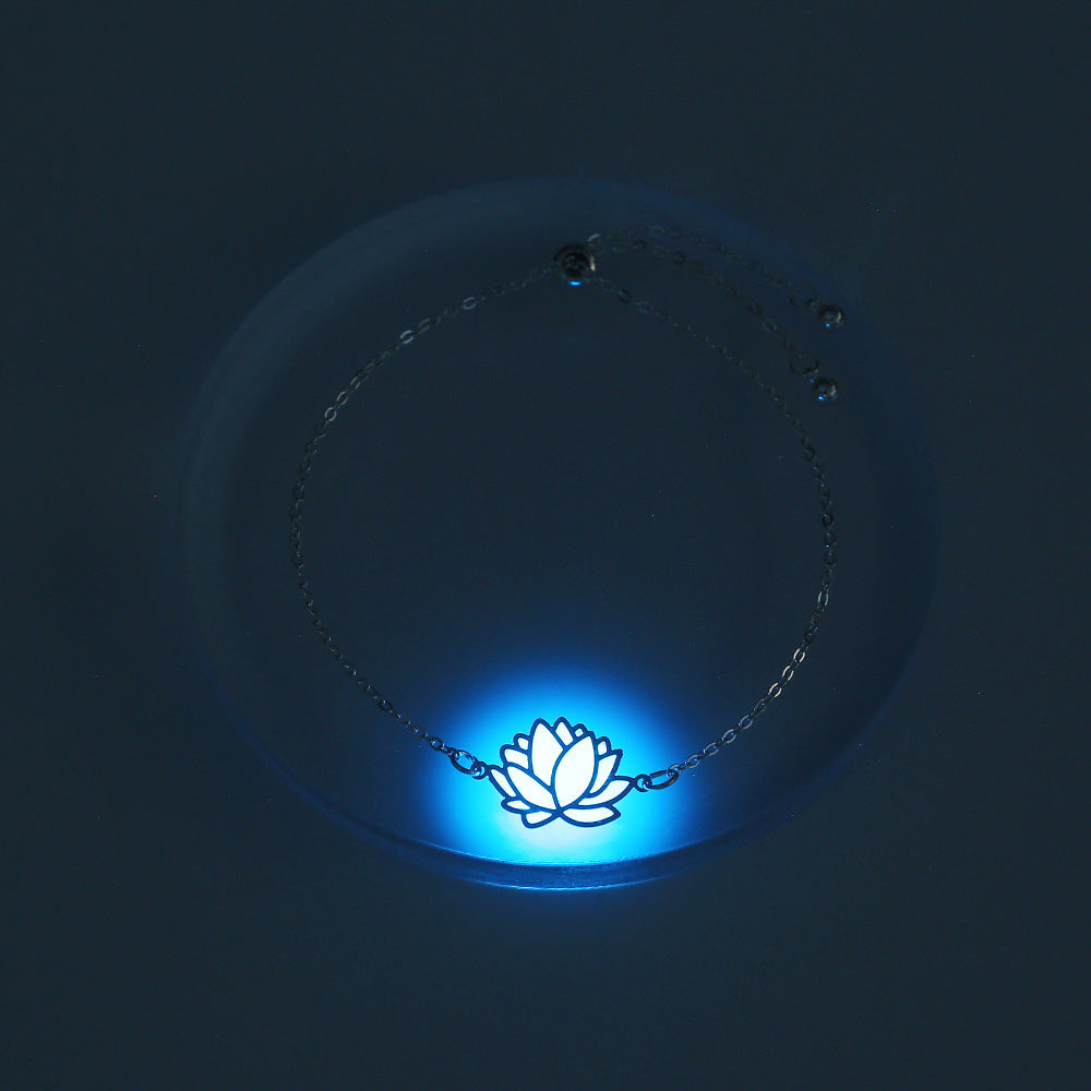 Luminous Lotus Pull Bracelet in Copper