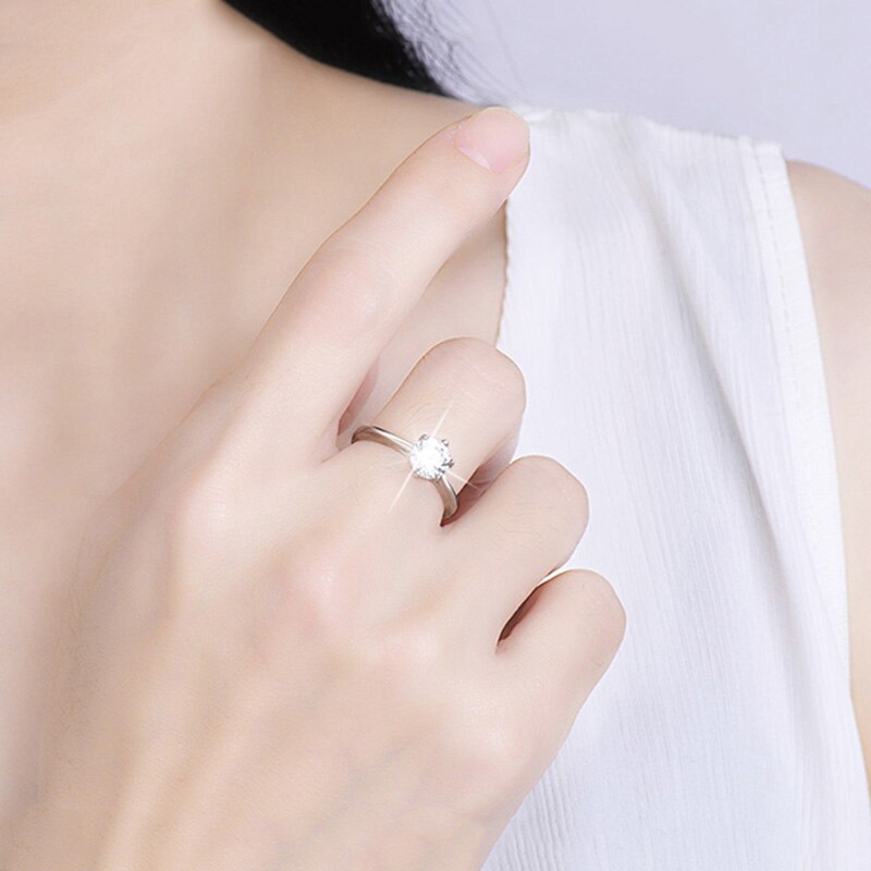 Sterling Silver Zircon Solitaire Ring