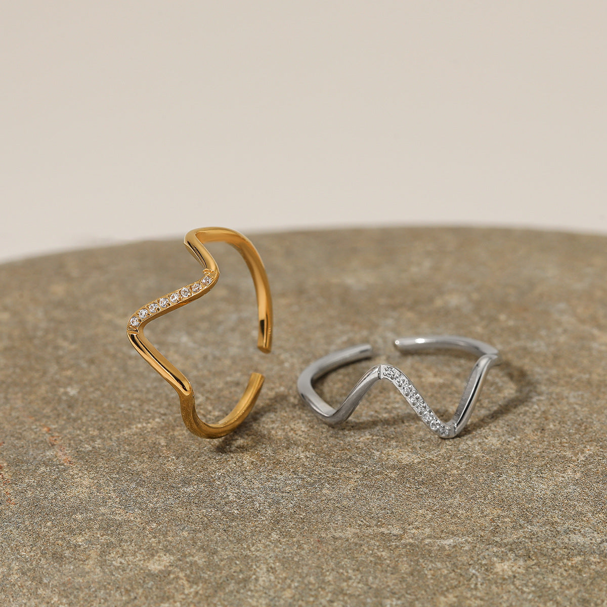 Stainless Steel Wave Ring for Women | Gold and Silver