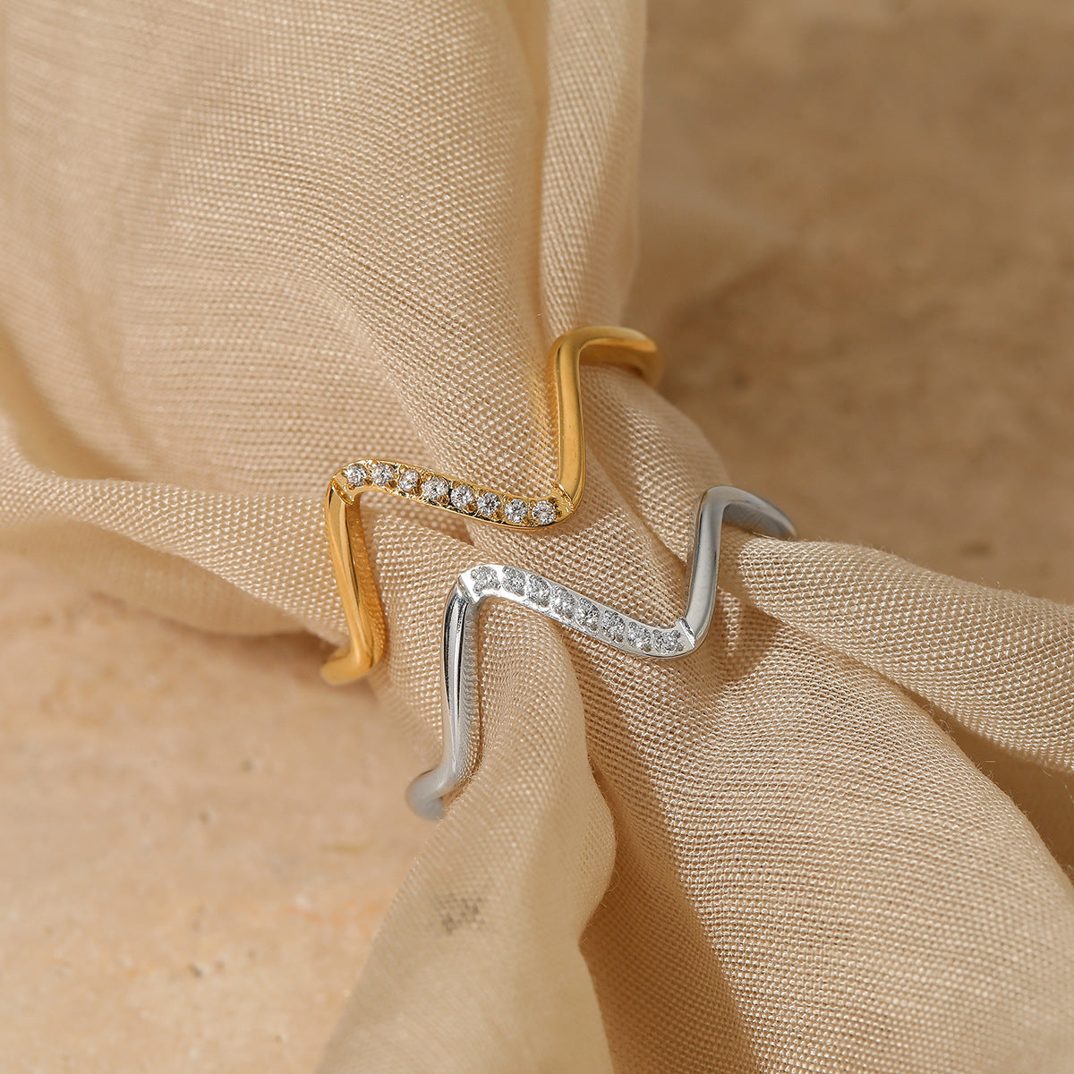 Stainless Steel Wave Ring for Women | Gold and Silver