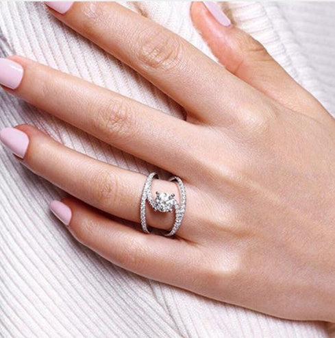 Zircon Curved Ring for Women | Copper Inlay
