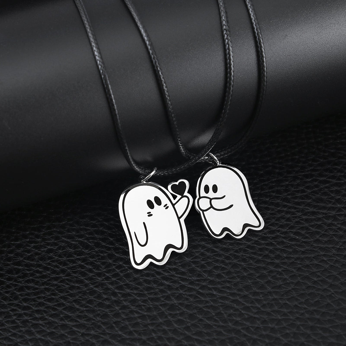 Cute Love Ghost Pendant Necklace | Halloween Style Unisex