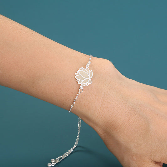 Luminous Lotus Pull Bracelet in Copper