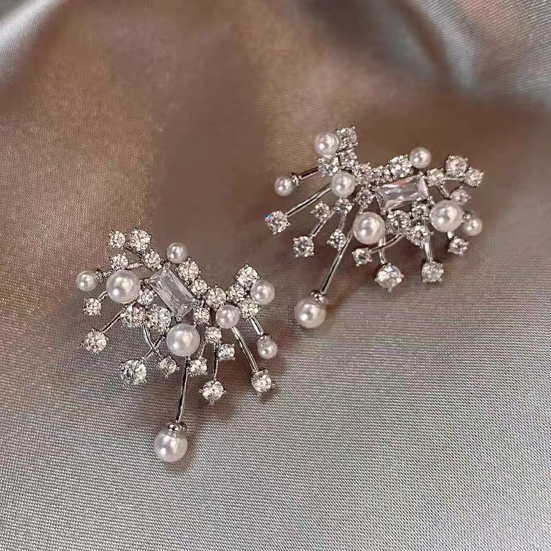 Pearl Stud Earrings | Alloy Geometric Gold