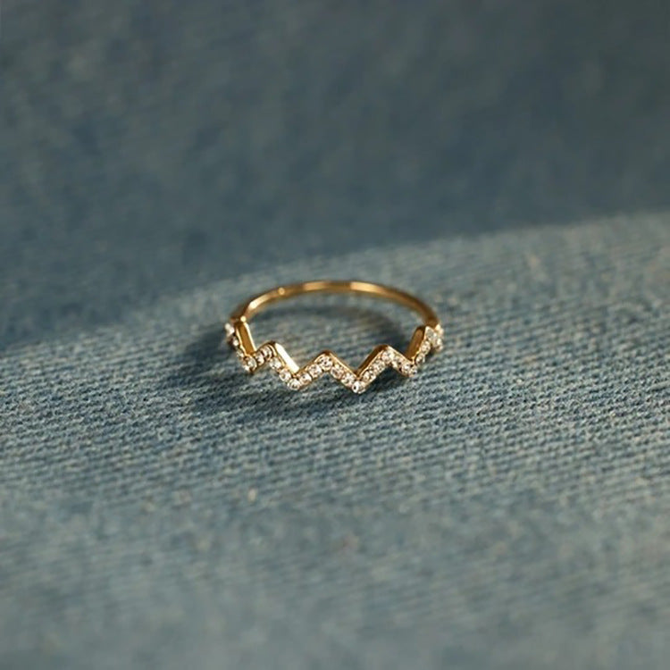Wave Pattern Zircon Ring | Inspirational Gift for Daughter
