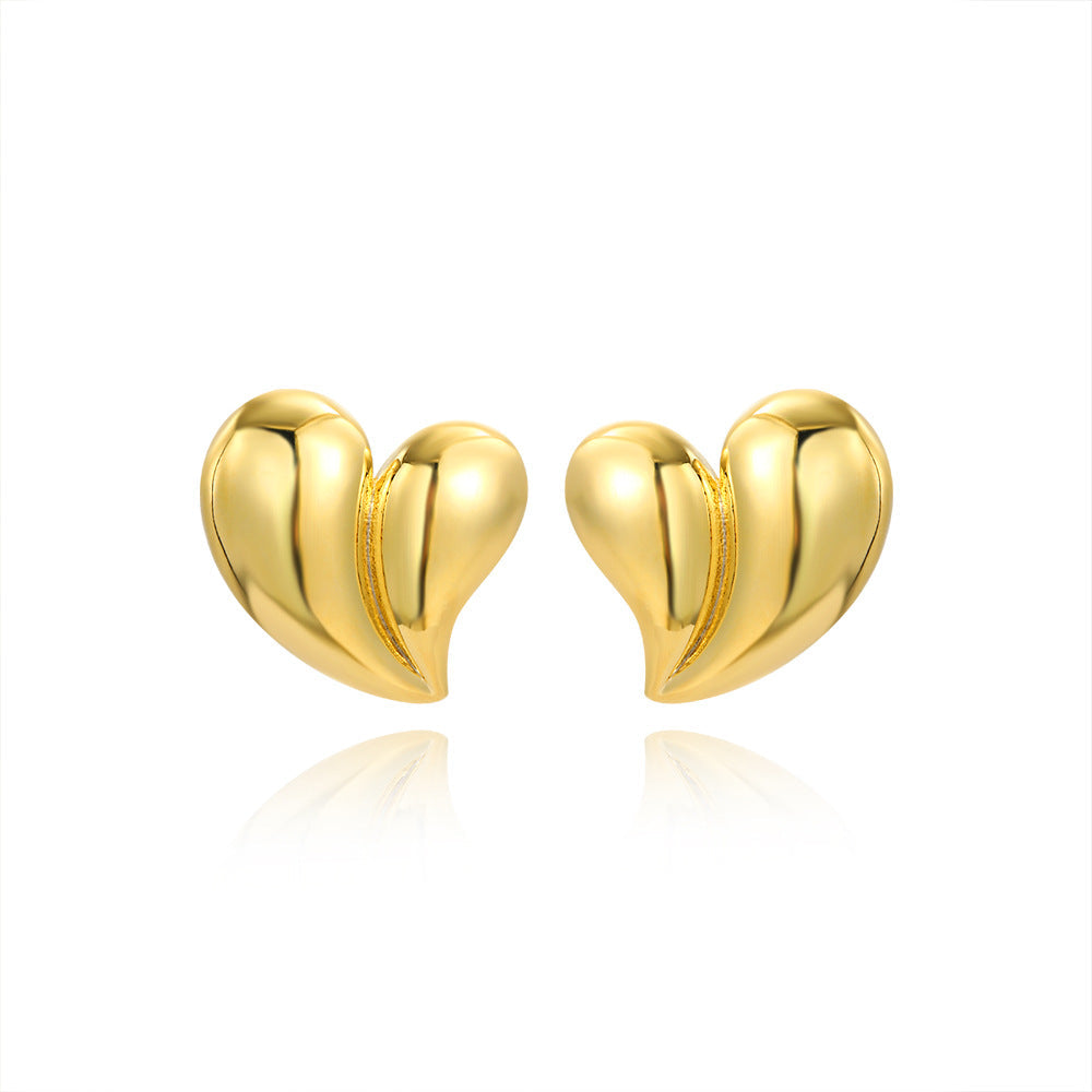 Strovlin 18K gold glossy heart earrings with copper-plated simple love design, featuring a shiny, elegant jewelry style.