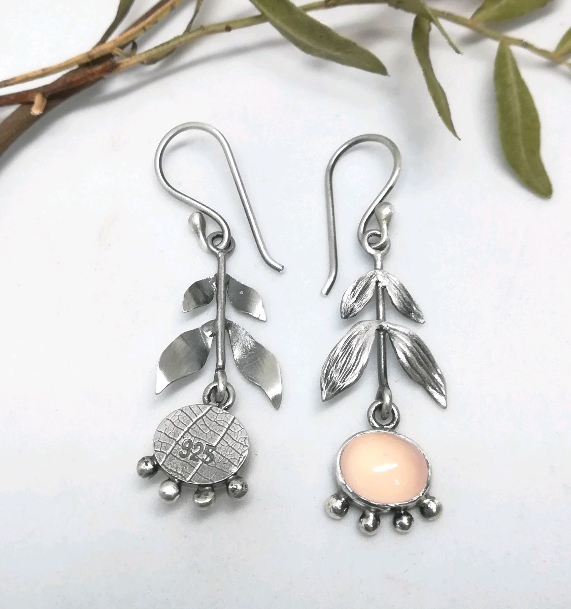 Carved Leaves Cat's Eye Earrings | Alloy Simple Two and Four Leaf