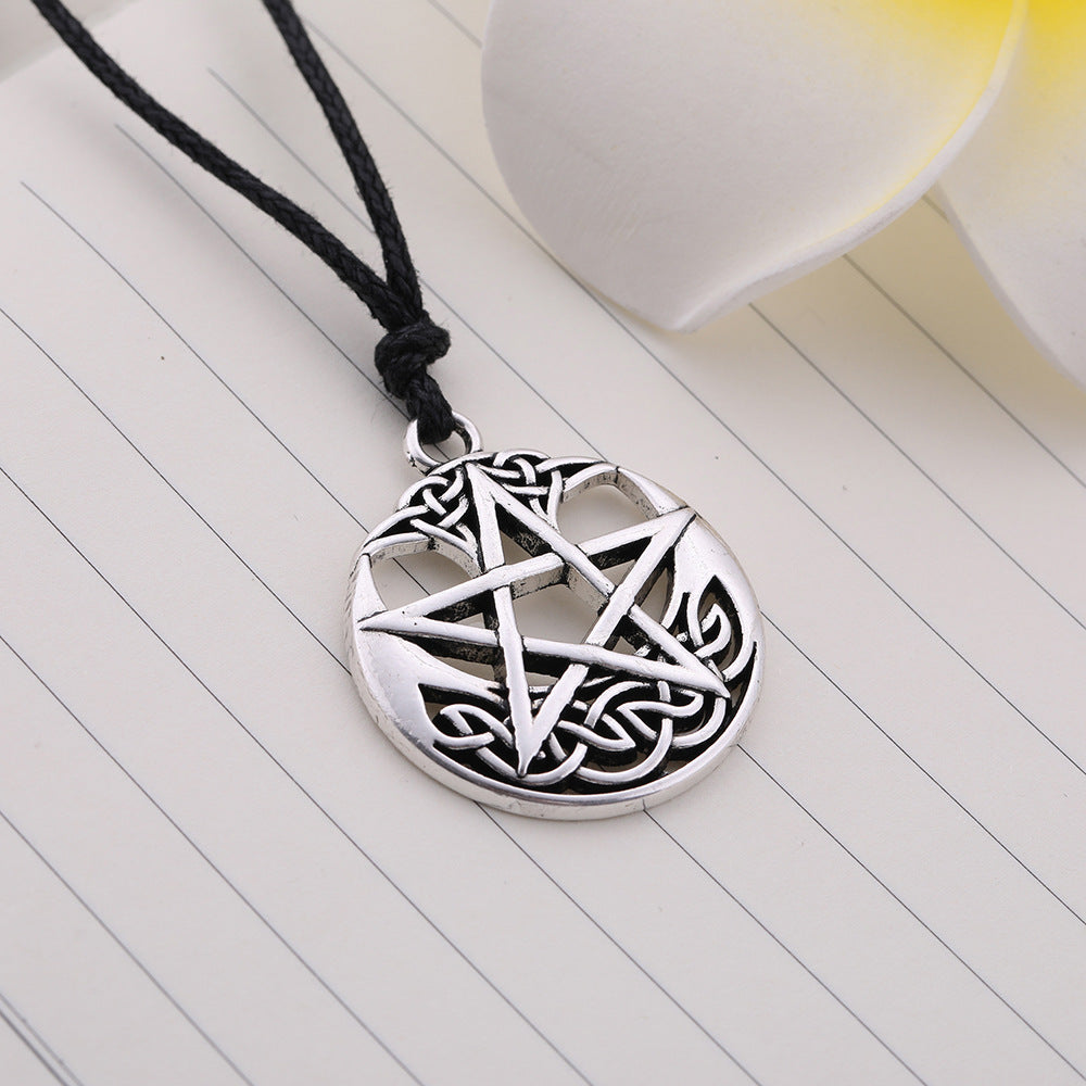 Lucky Round Pentagram Pendant Necklace