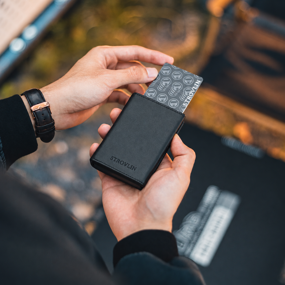 RFID Blocking Metal Pop-Up Card Holder Wallet