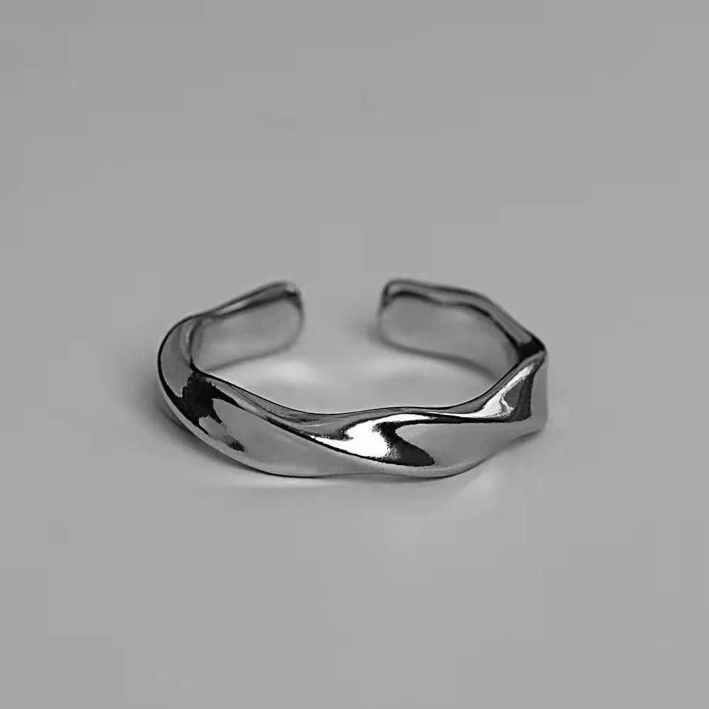 Mobius Wave Open Ring in Silver Alloy for Women and Men