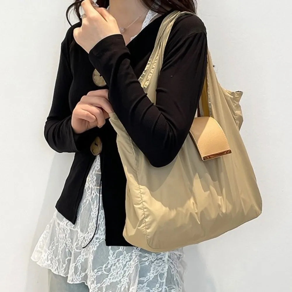 Zip-Top Keychain Tote Bag for Women