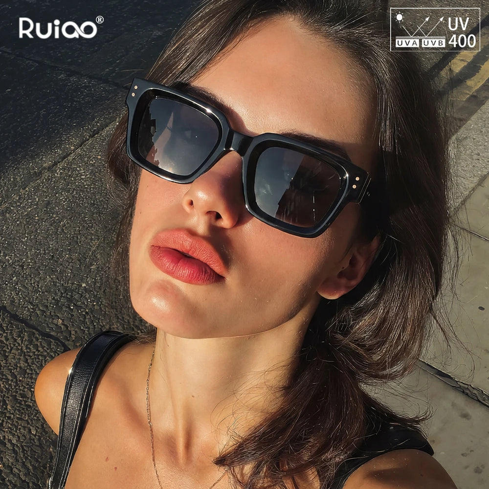 Men's Contemporary Square Polycarbonate Sunglasses