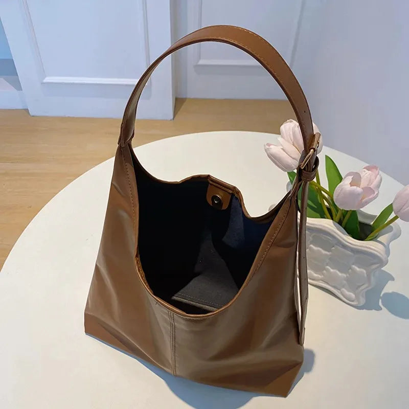 Minimalist Faux Leather Hobo Bag for Women