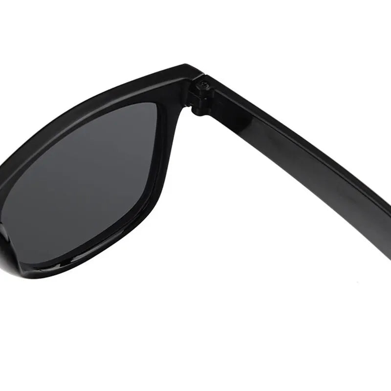 Men's Classic Black Rectangle Sunglasses