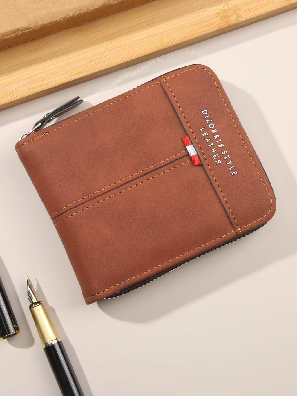 Retro Casual Trifold Men's Short Wallet | Zipper Coin Pocket & Card Slots