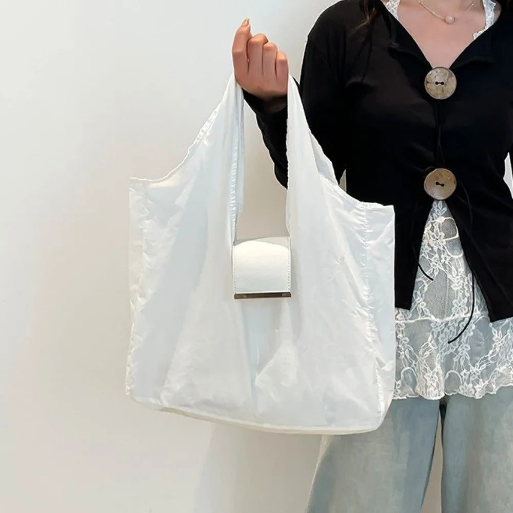 Zip-Top Keychain Tote Bag for Women