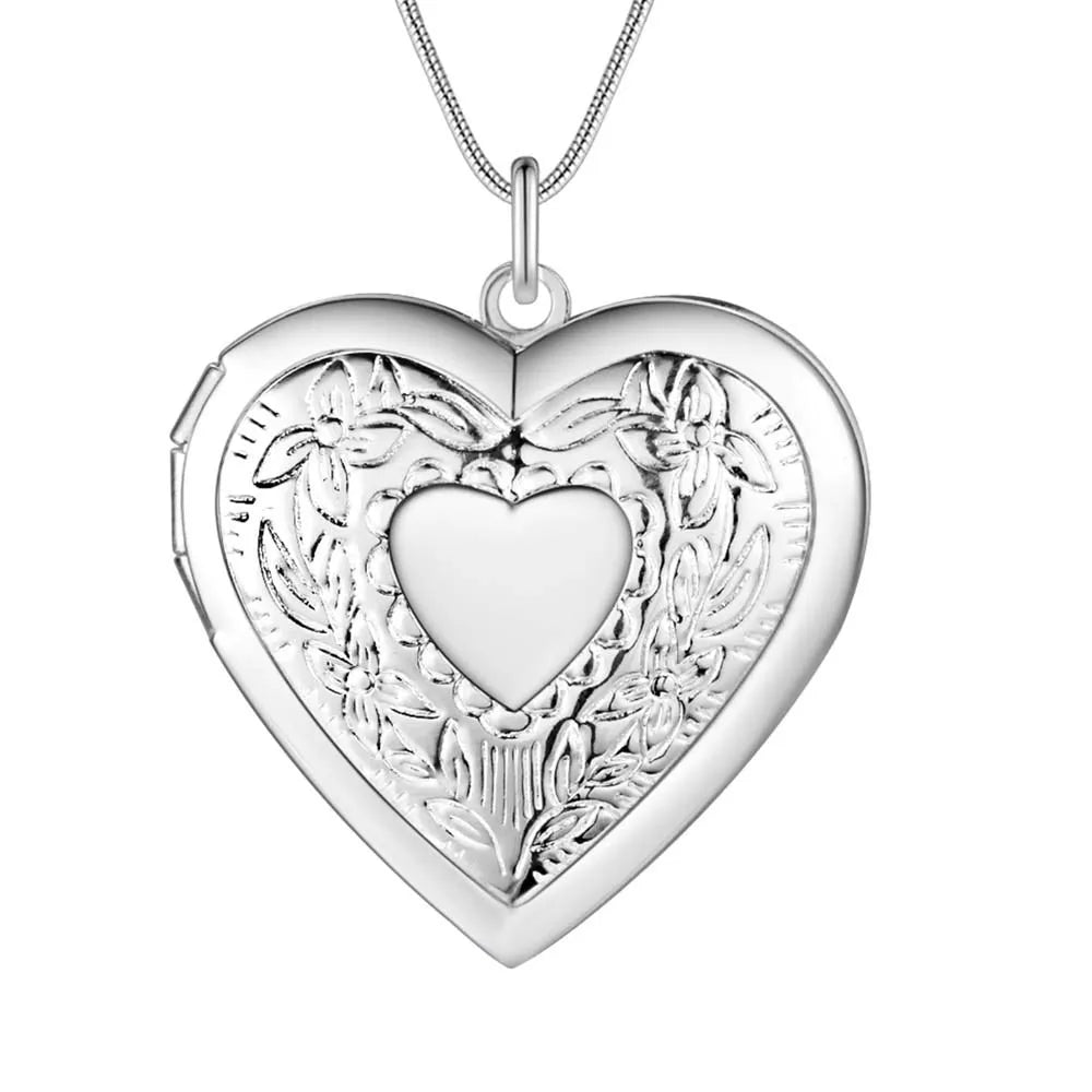 925 Sterling Silver Seashell Photo Frame Pendant Necklace
