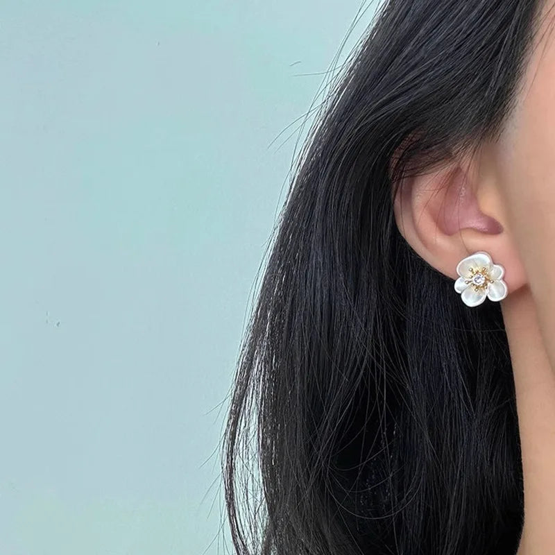 Retro Sanding Flower Zircon Stud Earrings for Women