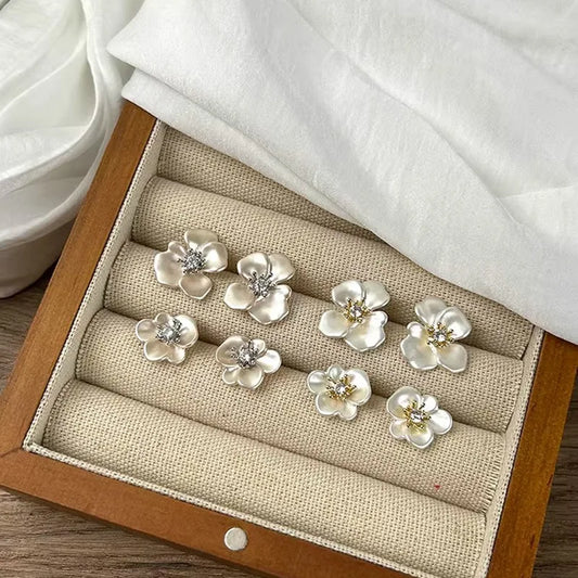 Retro Sanding Flower Zircon Stud Earrings for Women