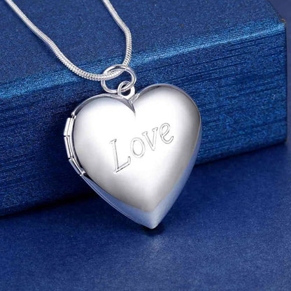 925 Sterling Silver Seashell Photo Frame Pendant Necklace