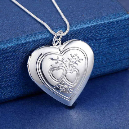 925 Sterling Silver Seashell Photo Frame Pendant Necklace
