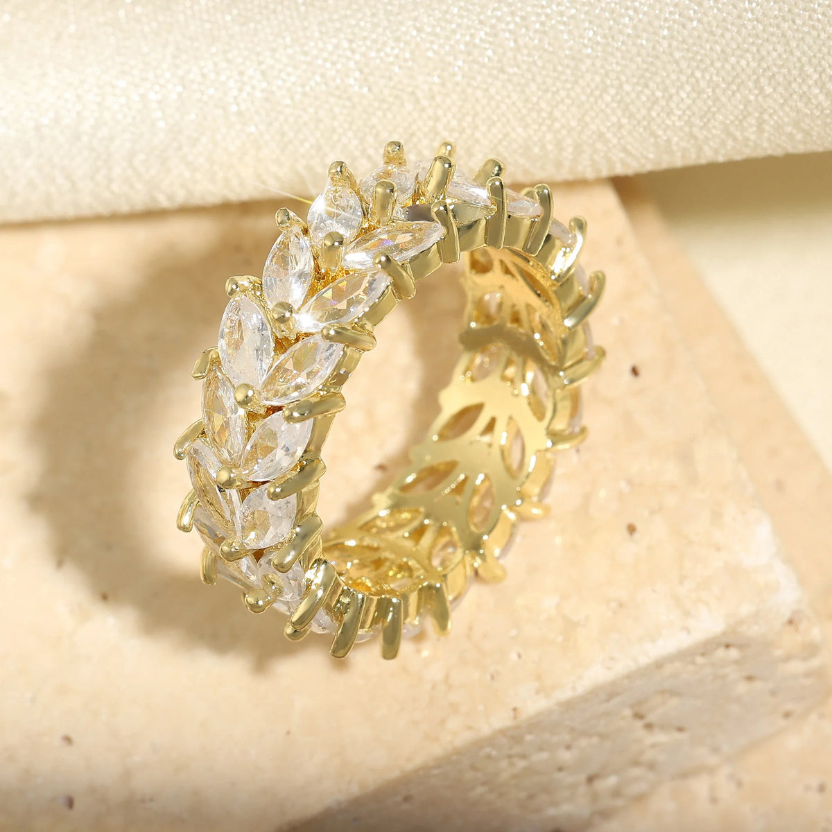 Baguette Cubic Zirconia Ring in 18K Gold for Women
