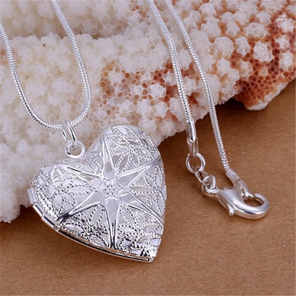 925 Sterling Silver Seashell Photo Frame Pendant Necklace
