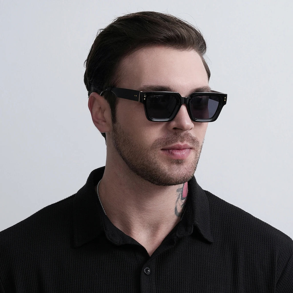 Men's Contemporary Square Polycarbonate Sunglasses
