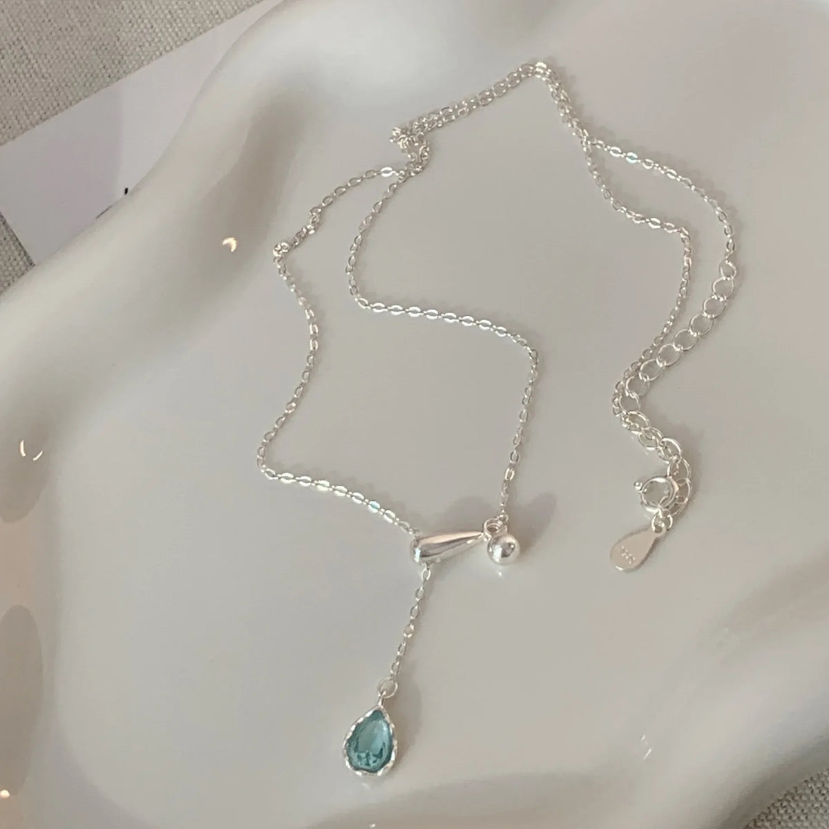 925 Sterling Silver Heart Pendant Adjustable Choker Necklace for Women