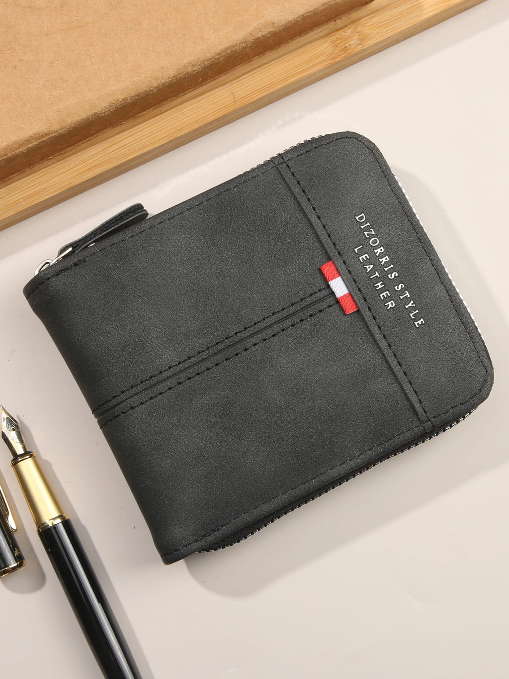 Retro Casual Trifold Men's Short Wallet | Zipper Coin Pocket & Card Slots