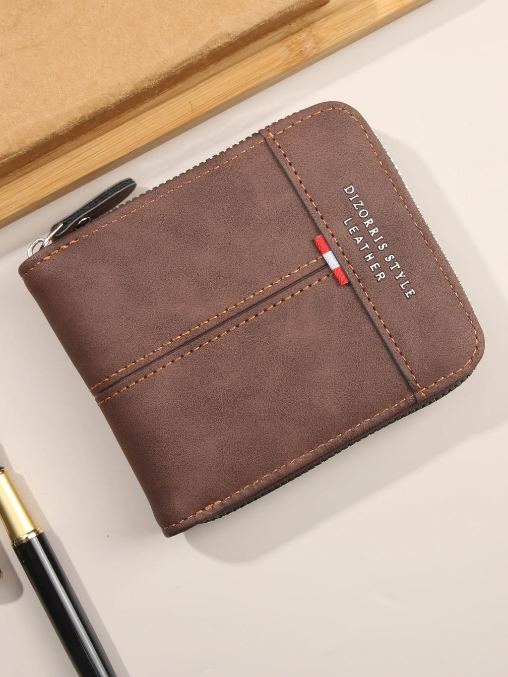 Retro Casual Trifold Men's Short Wallet | Zipper Coin Pocket & Card Slots