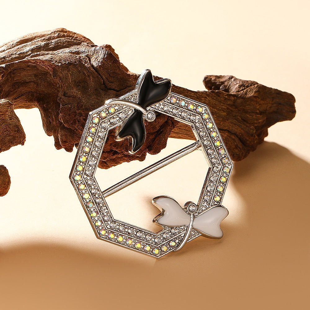 Butterfly Waist Clip Brooch | Alloy Diamond Korean Unisex