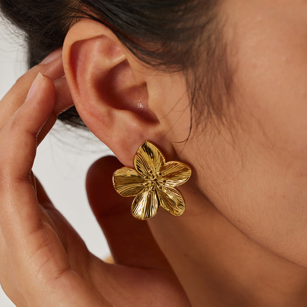3D Five-Petal Flower Necklace and Earrings Set for Women