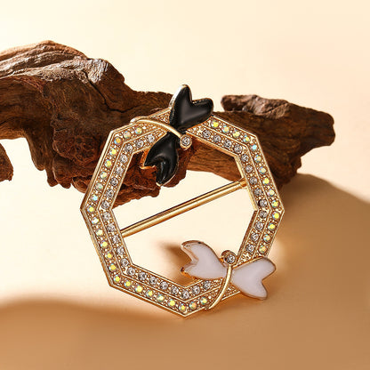 Butterfly Waist Clip Brooch | Alloy Diamond Korean Unisex