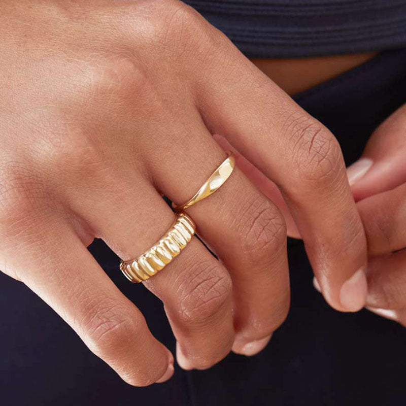 Fettuccine Croissant Ring | Gold Titanium Steel Silver Alloy