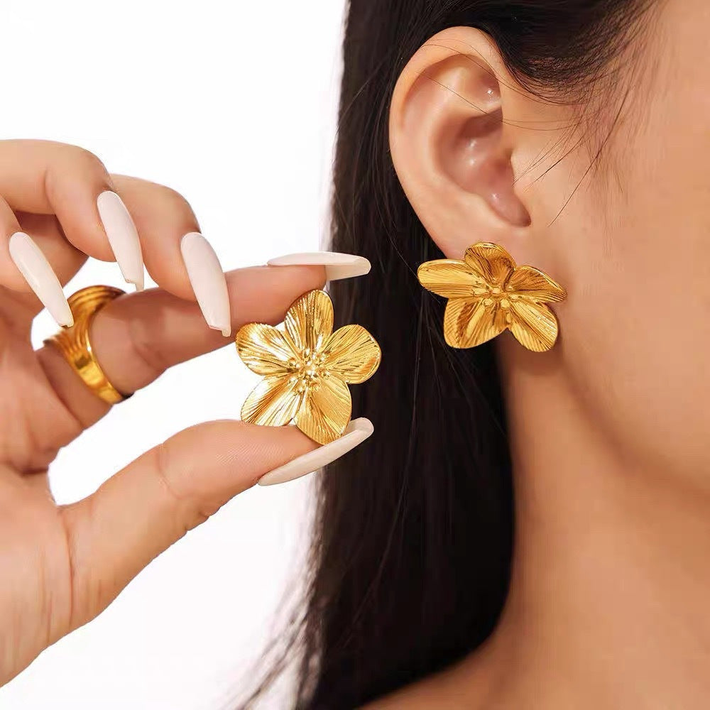 3D Five-Petal Flower Necklace and Earrings Set for Women