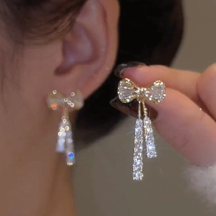 INS Butterfly Rhinestone Earrings | Alloy Gold Fashion Temperament