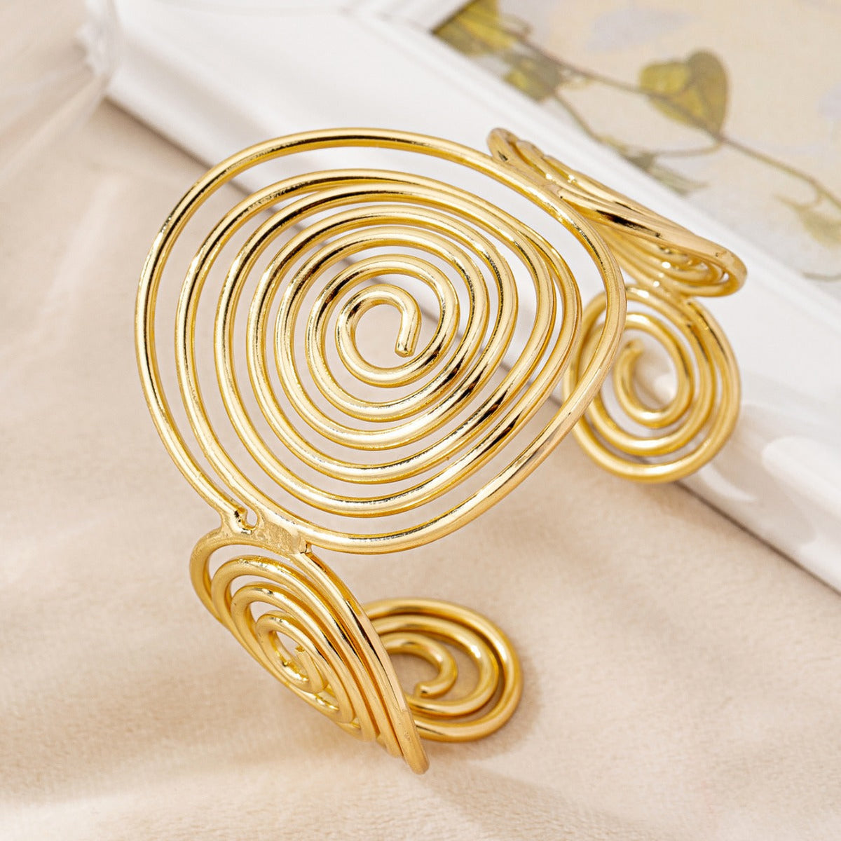 Multi-Layer Cross Open Bracelet in Gold Alloy