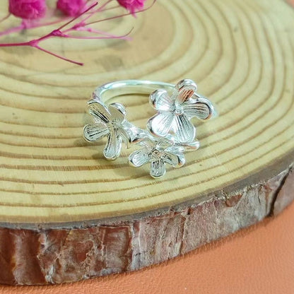 Camellia Open Ring for Women | Adjustable Zinc Alloy