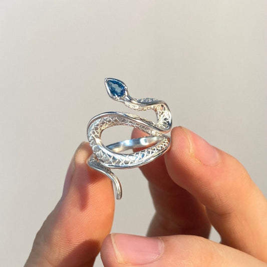 Snake Pattern Ring | Alloy Women's Electroplated Platinum